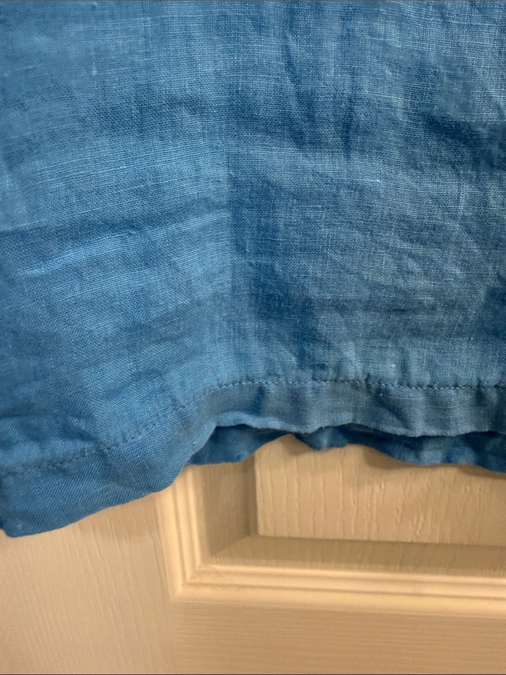 C&C California Sky Blue Linen Short Sleeve with Back Button Detail - Picture 10 of 10